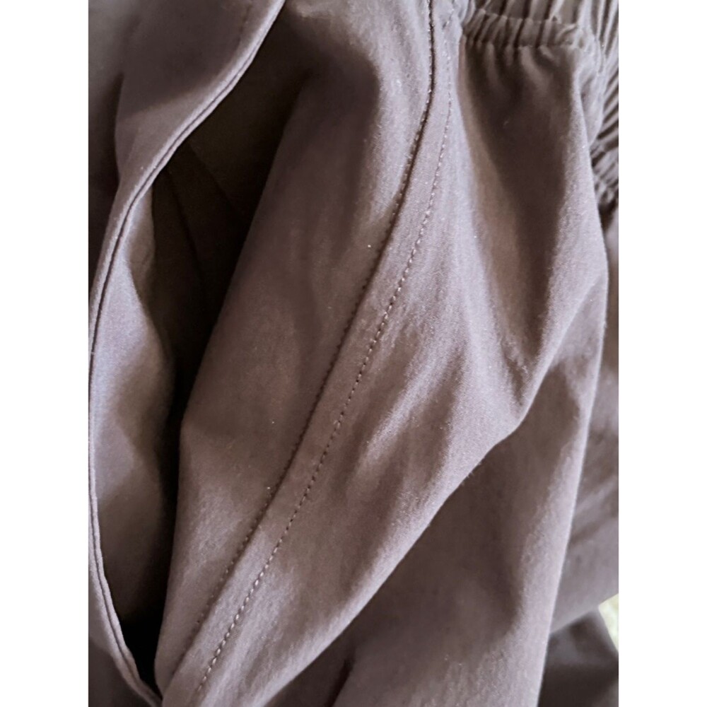 Lululemon Stretch Woven Ruffle-Waist High-Rise Short 9" - Picture 4 of 6